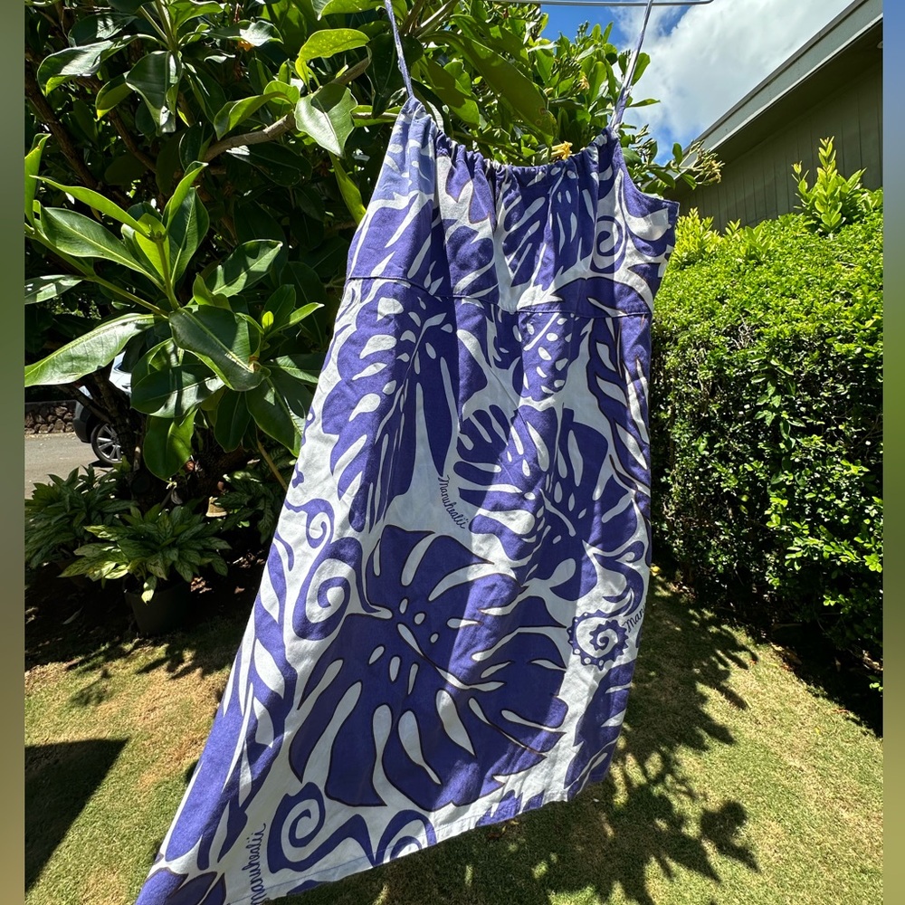 Manuhealii Monstera Dress